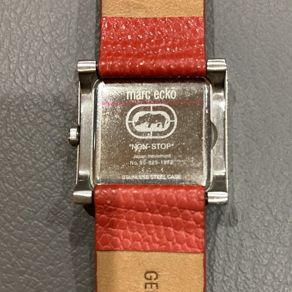 Marc Ecko Beautiful Red Jewel Face Watch - Picture 7 of 7
